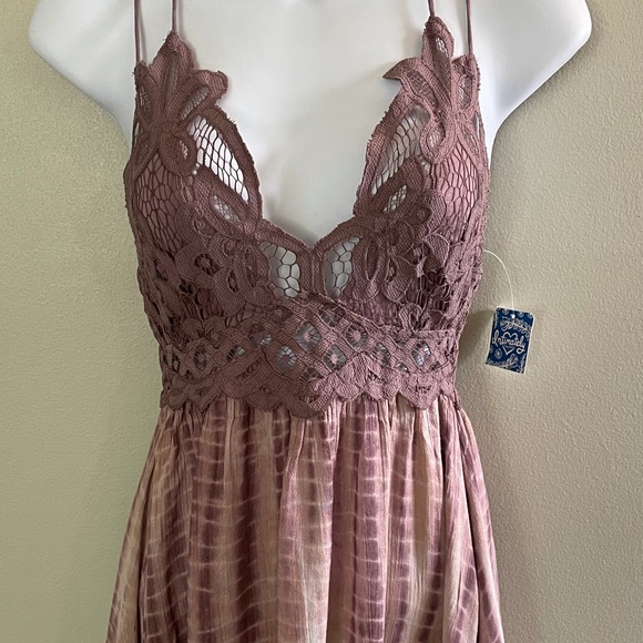 Free People Adella Tie Dye Slip Dress in Plum NWT - Picture 8 of 10